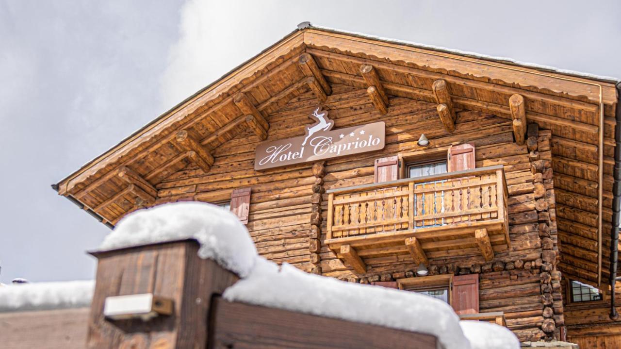 Hotel Capriolo リヴィーニョ エクステリア 写真